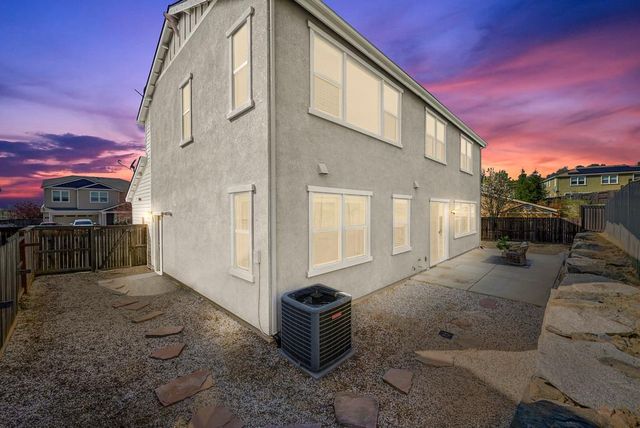 10454 Rubicon Ct, Grass Valley, CA 95949