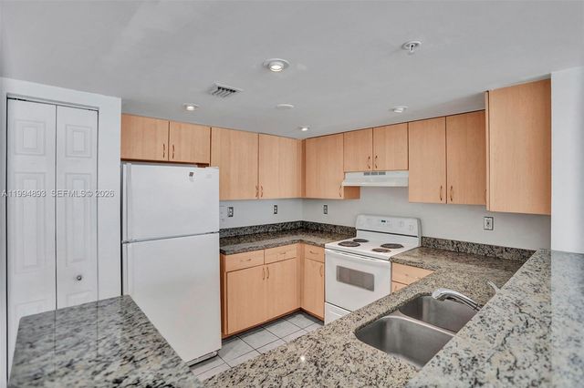 3000 Coral Way 412, Miami, FL 33145