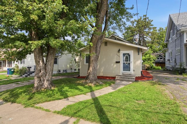 1037 Gould Avenue NE, Columbia Heights, MN 55421