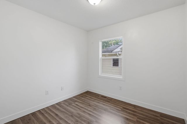 1037 Gould Avenue NE, Columbia Heights, MN 55421