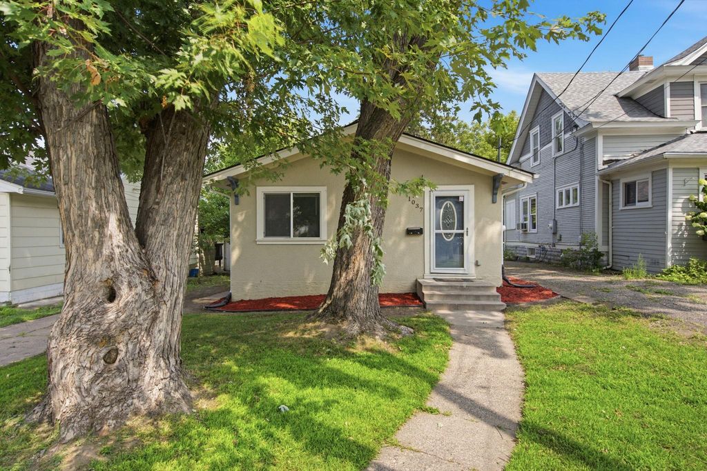 1037 Gould Avenue NE, Columbia Heights, MN 55421