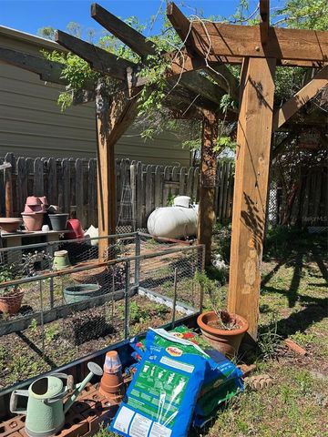 708 N CHAPEL STREET, Bunnell, FL 32110