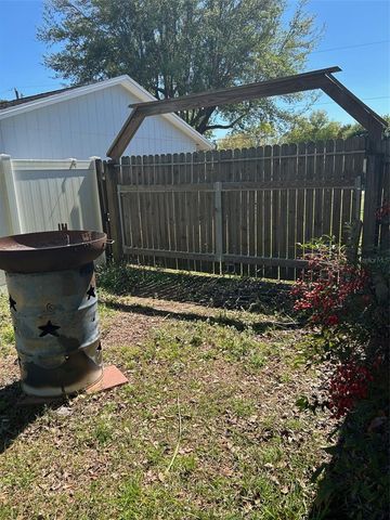 708 N CHAPEL STREET, Bunnell, FL 32110