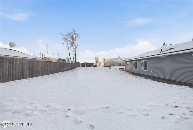 256 S Legacy Loop, Soldotna, AK 99669