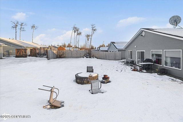 256 S Legacy Loop, Soldotna, AK 99669