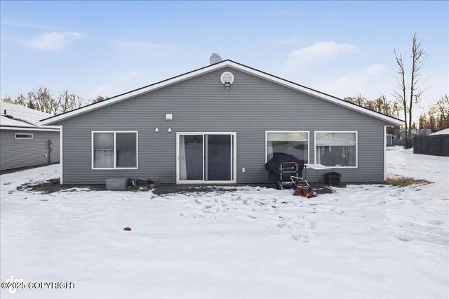 256 S Legacy Loop, Soldotna, AK 99669