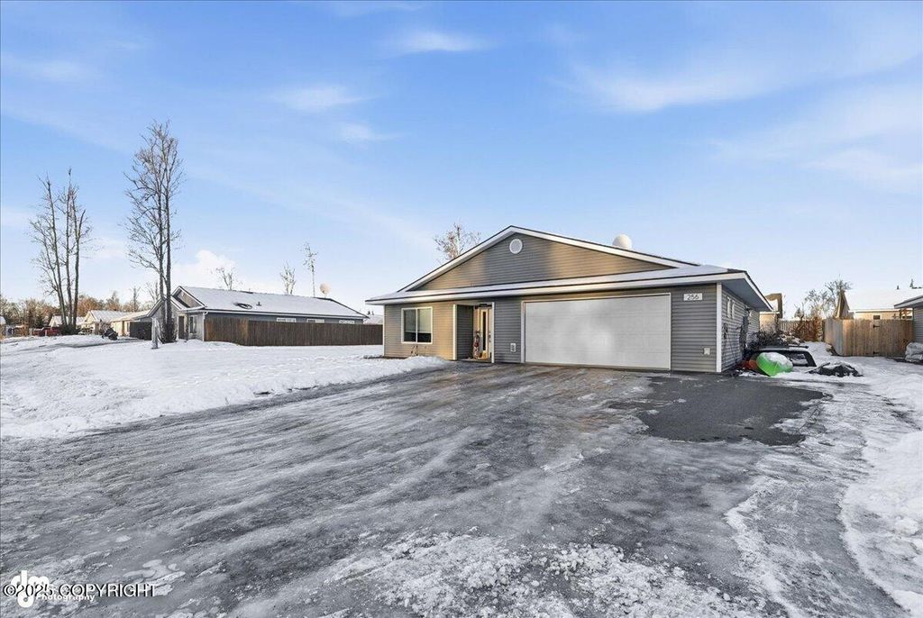 256 S Legacy Loop, Soldotna, AK 99669
