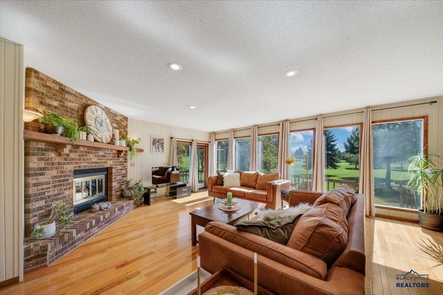 3114 STOCKADE DR, Rapid City, SD 57702