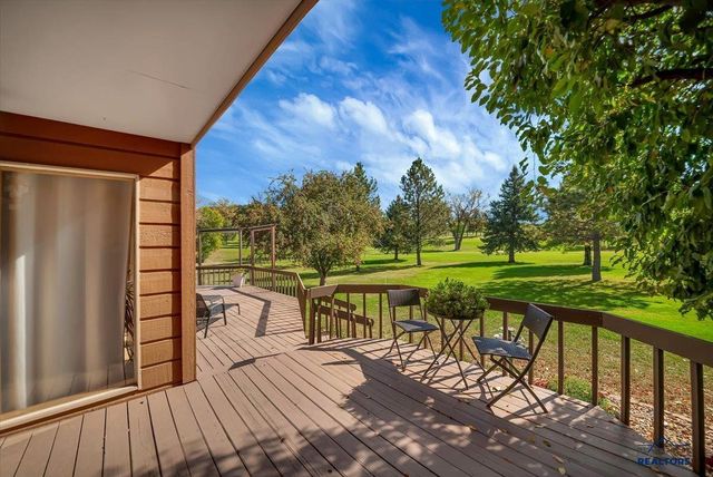 3114 STOCKADE DR, Rapid City, SD 57702