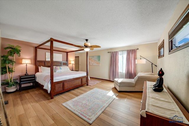 3114 STOCKADE DR, Rapid City, SD 57702