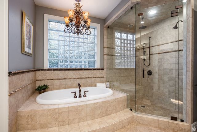 9621 S GLACIER PARK LN, Sandy, UT 84092