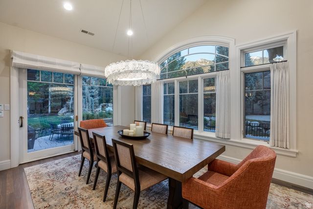 9621 S GLACIER PARK LN, Sandy, UT 84092
