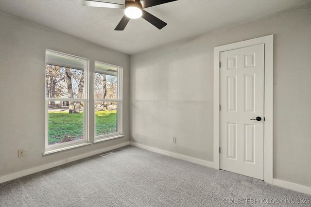 224 E 118th Street, Jenks, OK 74037