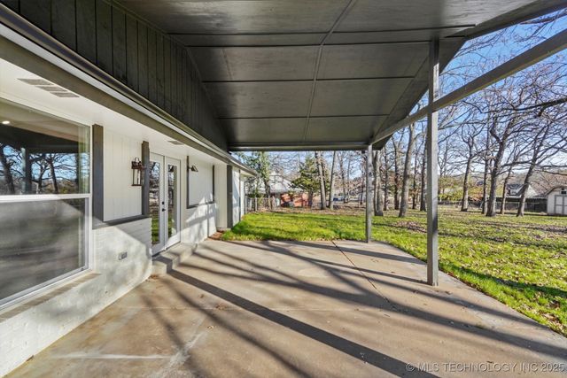 224 E 118th Street, Jenks, OK 74037