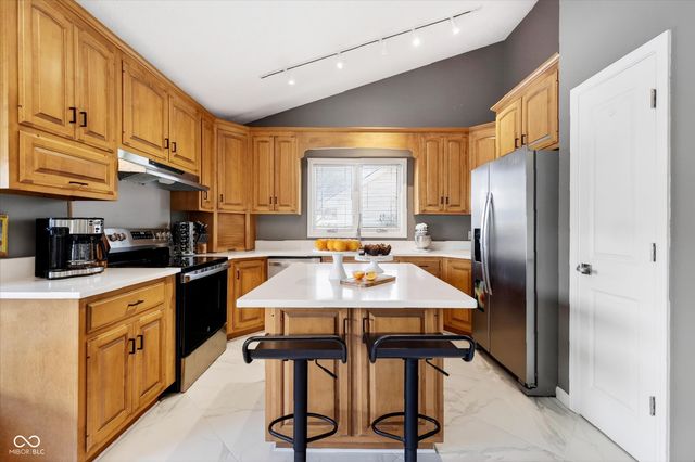 2044 Suda Drive, Indianapolis, IN 46280