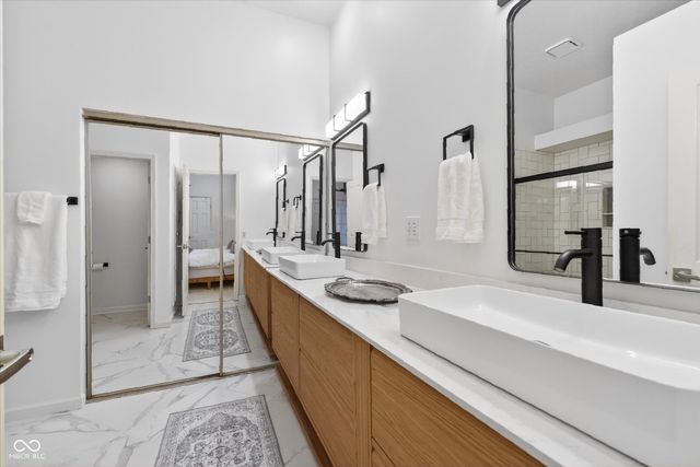 2044 Suda Drive, Indianapolis, IN 46280