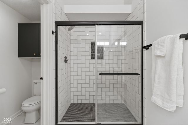 2044 Suda Drive, Indianapolis, IN 46280