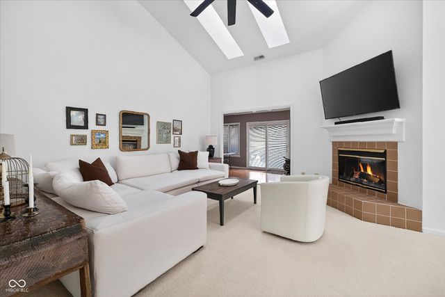 2044 Suda Drive, Indianapolis, IN 46280