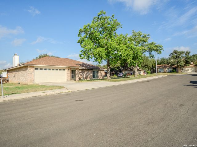 8426 OAK POST ST, San Antonio, TX 78251