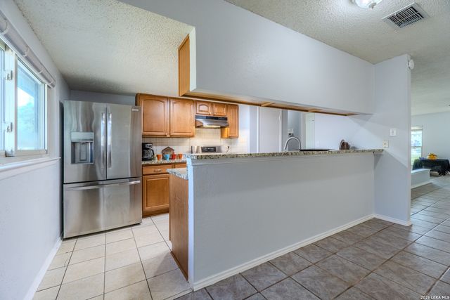8426 OAK POST ST, San Antonio, TX 78251