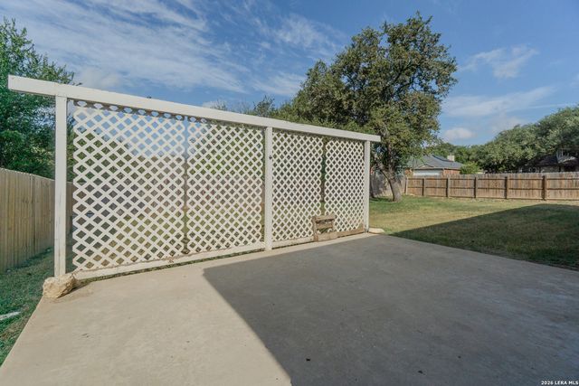 8426 OAK POST ST, San Antonio, TX 78251