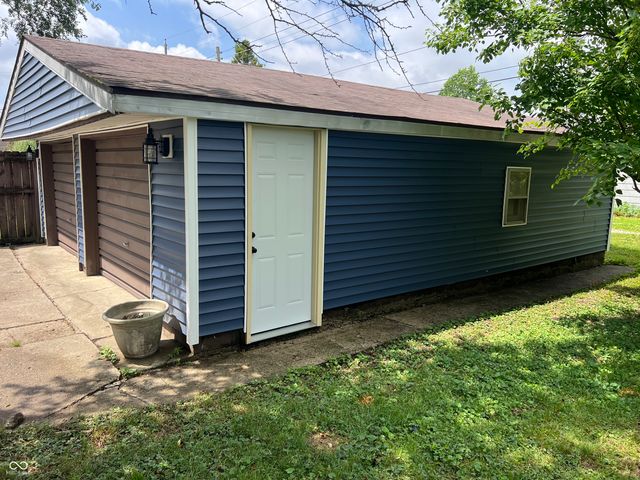 218 Maple Street, Tipton, IN 46072