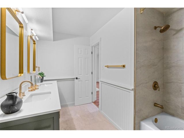 7615 E Quincy Ave 103, Denver, CO 80237
