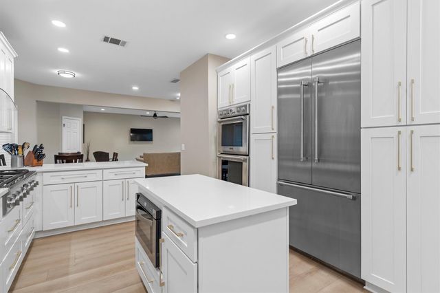 307 Hurst Creek RD, Austin, TX 78734