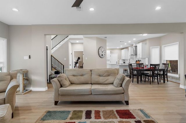 307 Hurst Creek RD, Austin, TX 78734