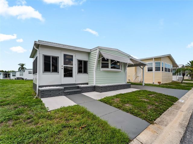 3402 SHINGLE OAK TERRACE, Sarasota, FL 34237