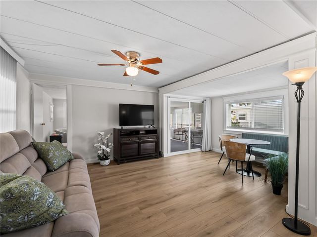 3402 SHINGLE OAK TERRACE, Sarasota, FL 34237