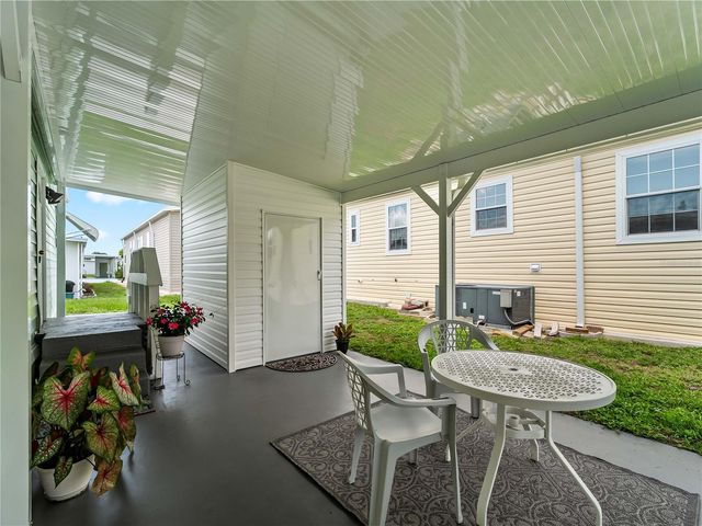 3402 SHINGLE OAK TERRACE, Sarasota, FL 34237