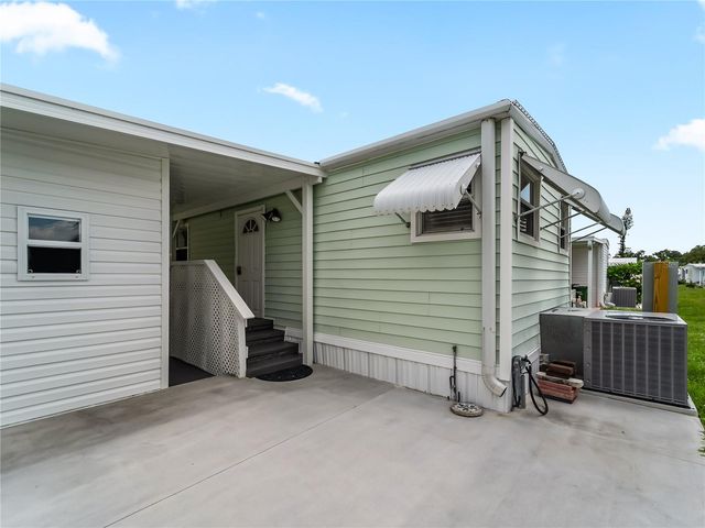 3402 SHINGLE OAK TERRACE, Sarasota, FL 34237