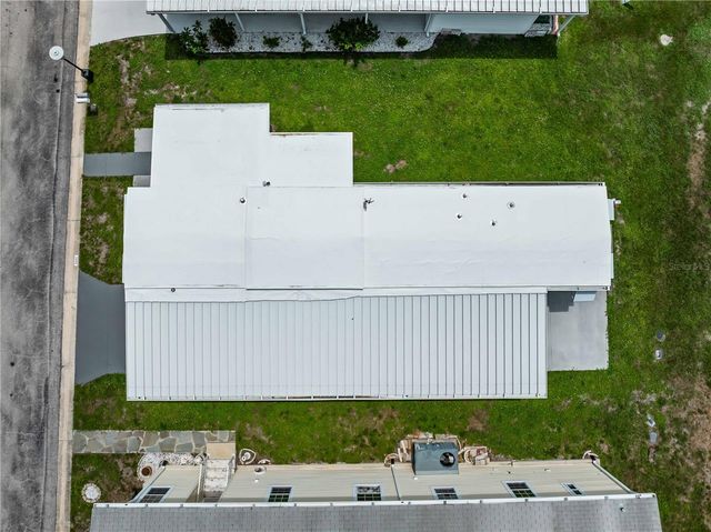3402 SHINGLE OAK TERRACE, Sarasota, FL 34237