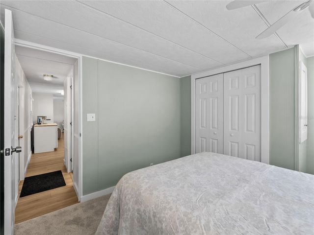 3402 SHINGLE OAK TERRACE, Sarasota, FL 34237