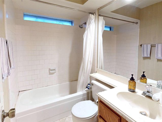 2611 Brookdale Drive, Houston, TX 77339