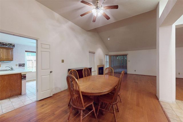 2611 Brookdale Drive, Houston, TX 77339