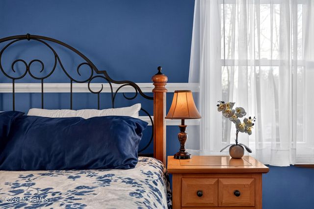 133 Starlight Road, Howell, NJ 07731