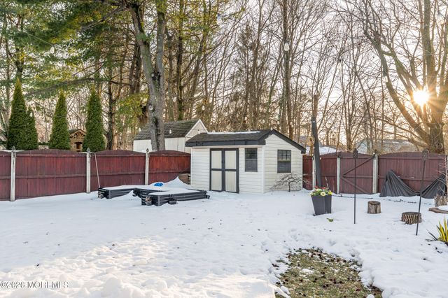 133 Starlight Road, Howell, NJ 07731