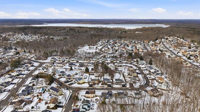 133 Starlight Road, Howell, NJ 07731