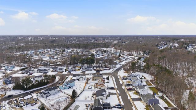 133 Starlight Road, Howell, NJ 07731