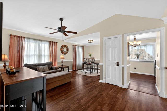 133 Starlight Road, Howell, NJ 07731