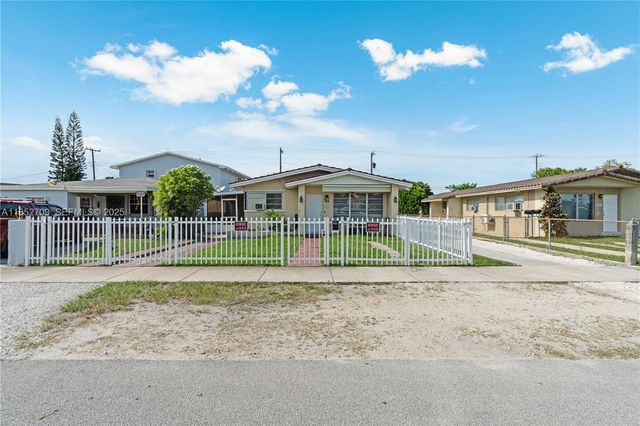 9311 SW 37th Street, Miami, FL 33165