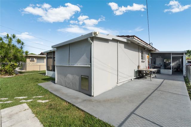 9311 SW 37th Street, Miami, FL 33165