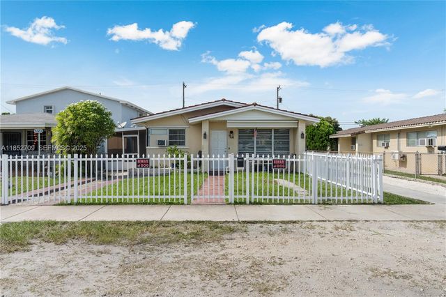 9311 SW 37th Street, Miami, FL 33165