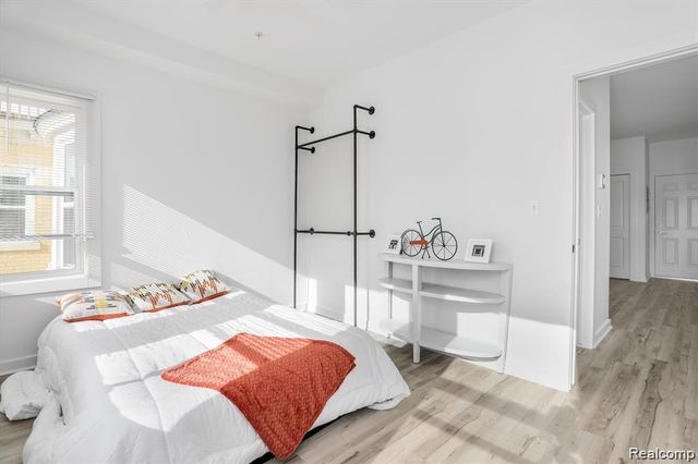 799 E Grand Boulevard 4, Detroit, MI 48207