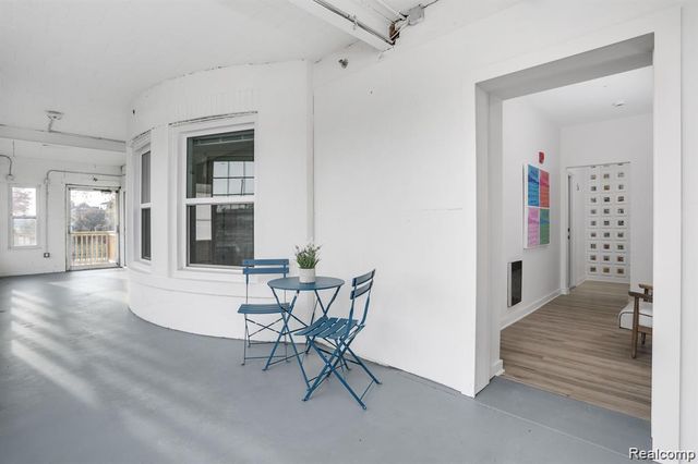 799 E Grand Boulevard 4, Detroit, MI 48207