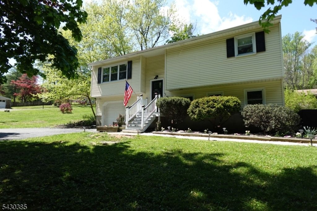 400 North Rd, Lebanon Twp., NJ 07830