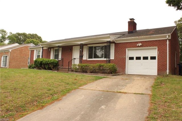 330 Kingsman DR, Newport News, VA 23608