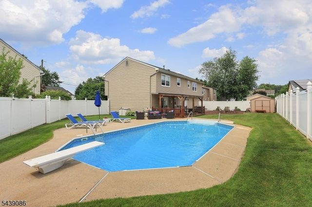 706 Hory St, Cranford Twp., NJ 07016